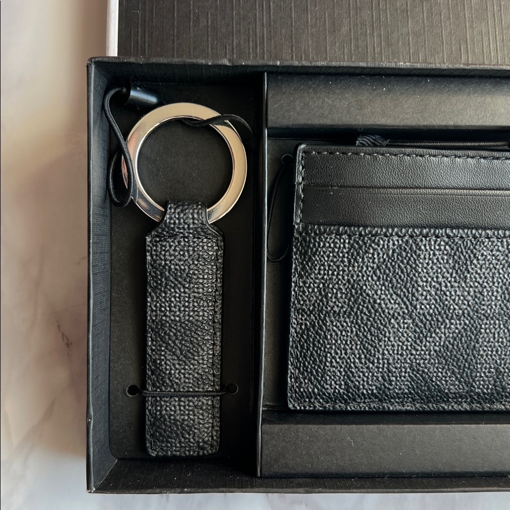 Michael Kors Men's Set Card Case Slim Wallet Key Ring - Picture 3 of 10